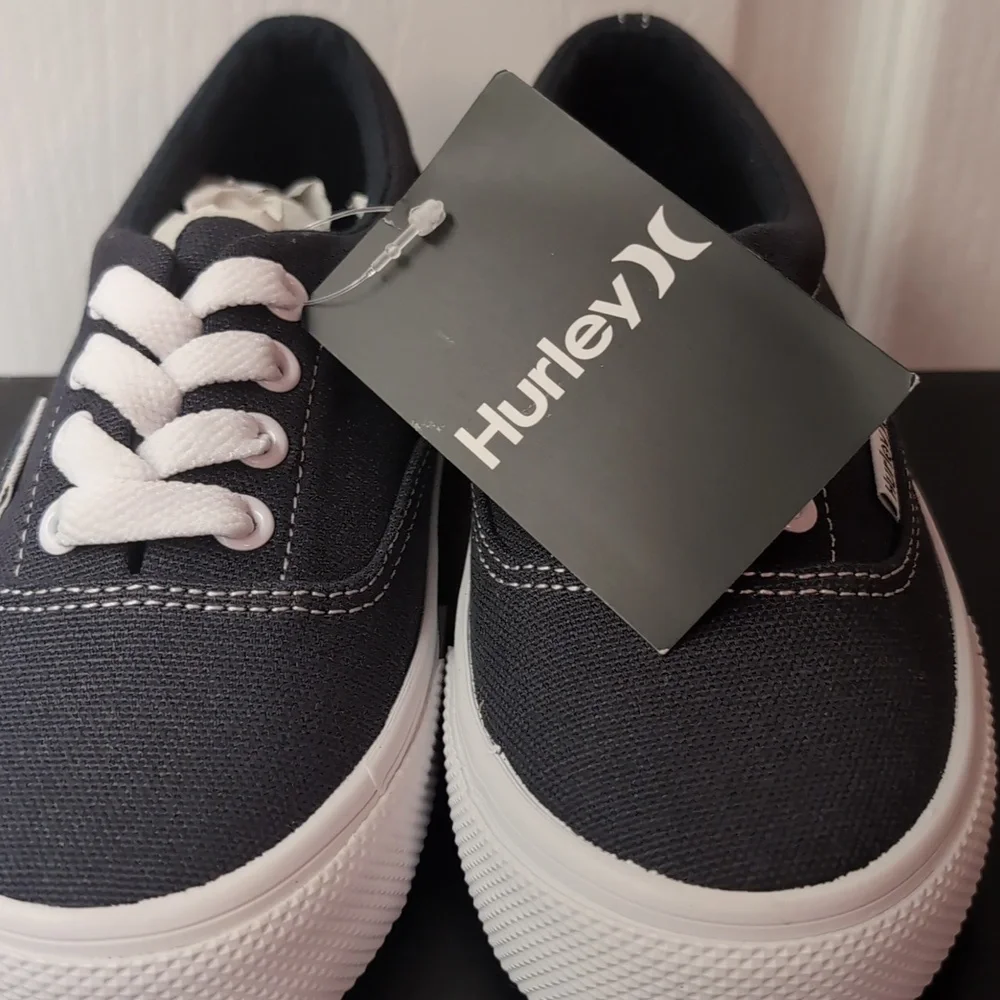 Hurley Dark Gray Boys Canvas Sneakers. Youth Size 13. Brand New In Box